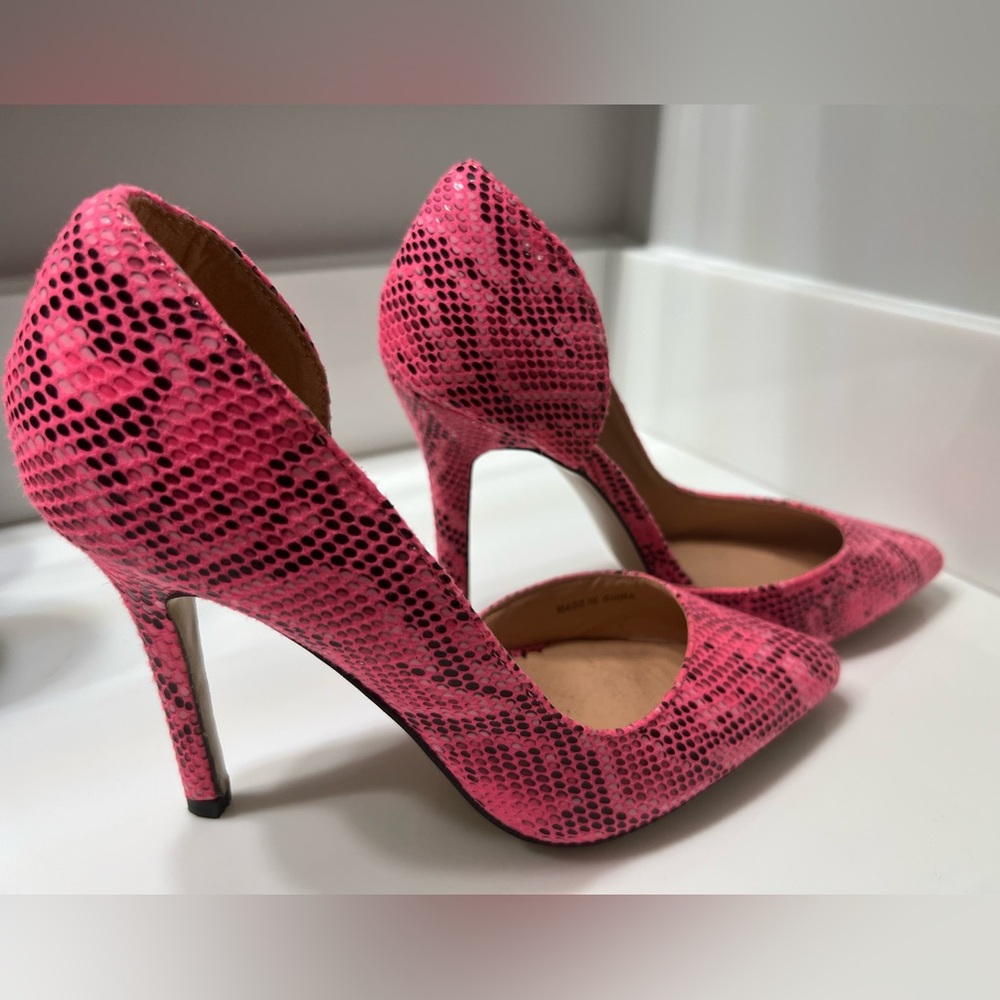 Dune head over heels pink and black stylish pumps